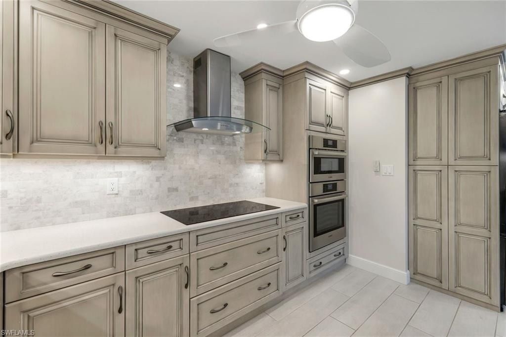 3450 Gulf Shore Blvd N, Unit 306, Naples, FL 34103 Photo