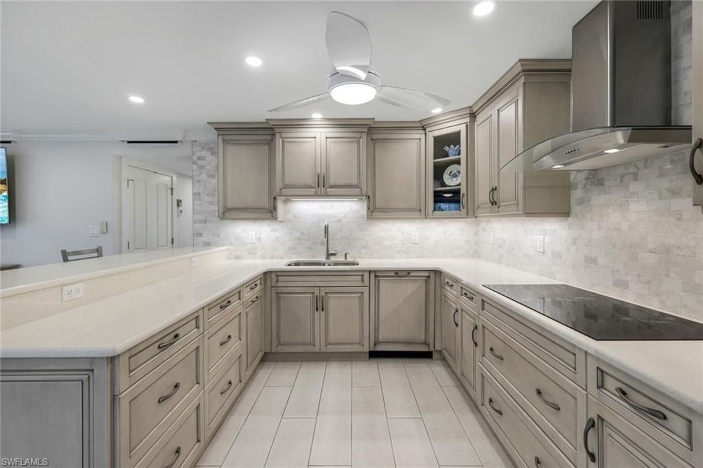 3450 Gulf Shore Blvd N, Unit 306, Naples, FL 34103 Photo