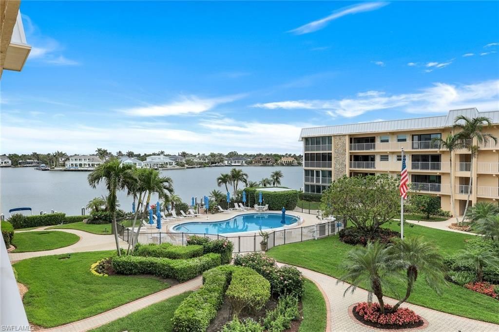 3450 Gulf Shore Blvd N, Unit 306, Naples, FL 34103 Photo