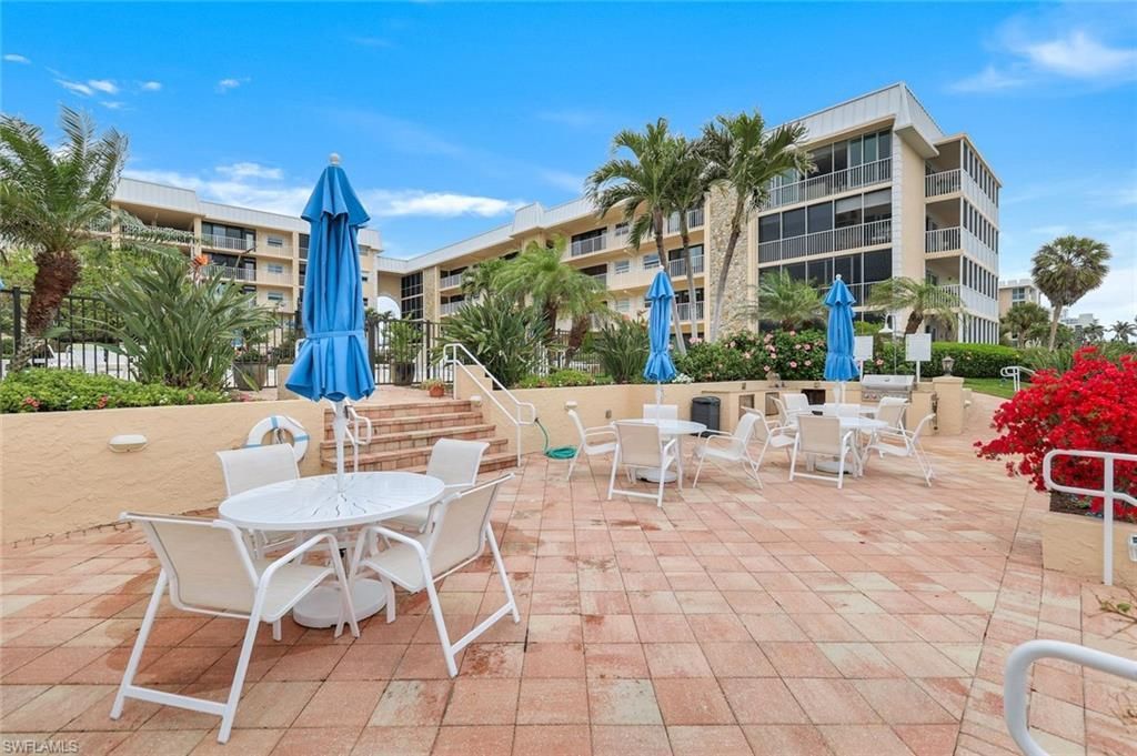 3450 Gulf Shore Blvd N, Unit 306, Naples, FL 34103 Photo