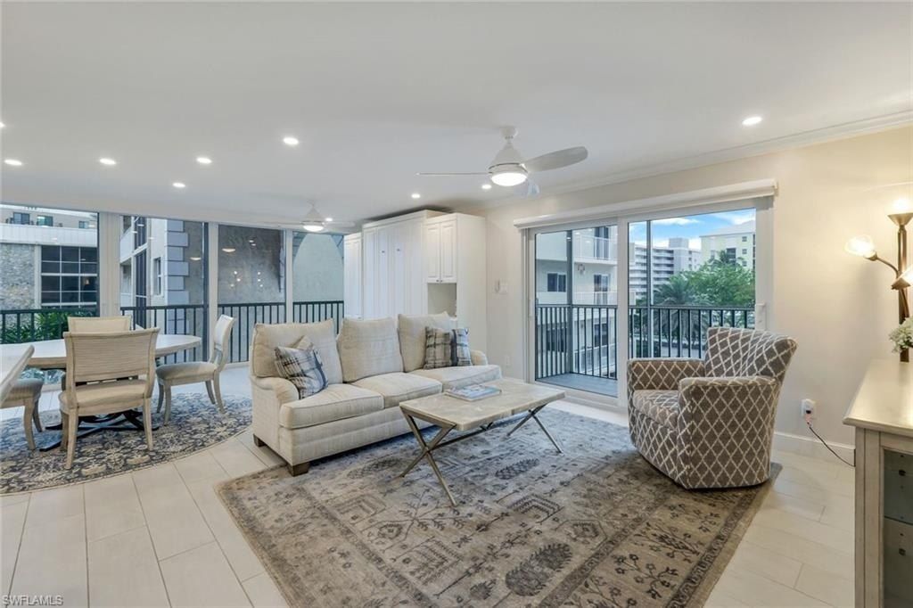 3450 Gulf Shore Blvd N, Unit 306, Naples, FL 34103 Photo