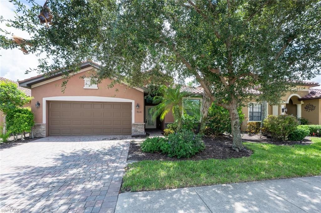 9316 River Otter Dr, Fort Myers, FL 33912 Main Photo
