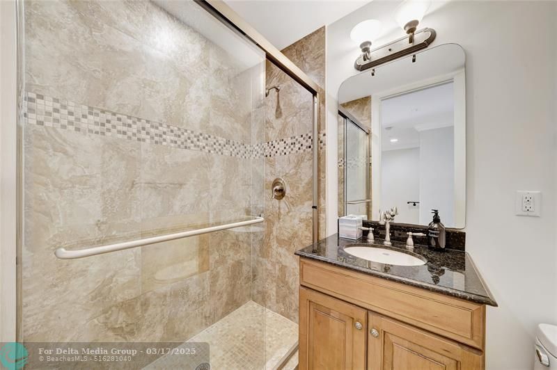 903 NE 17th Way, Unit 104, Fort Lauderdale, FL 33304 Photo