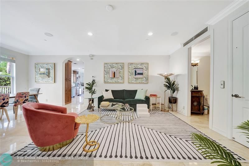 903 NE 17th Way, Unit 104, Fort Lauderdale, FL 33304 Photo