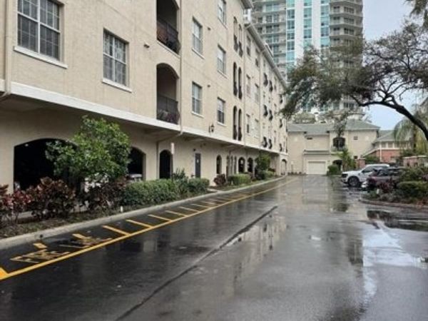 501 KNIGHTS RUN AVENUE, Unit 2106, TAMPA, FL 33602