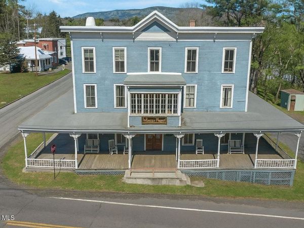 6 Olmstedville Road, Pottersville, NY 12860