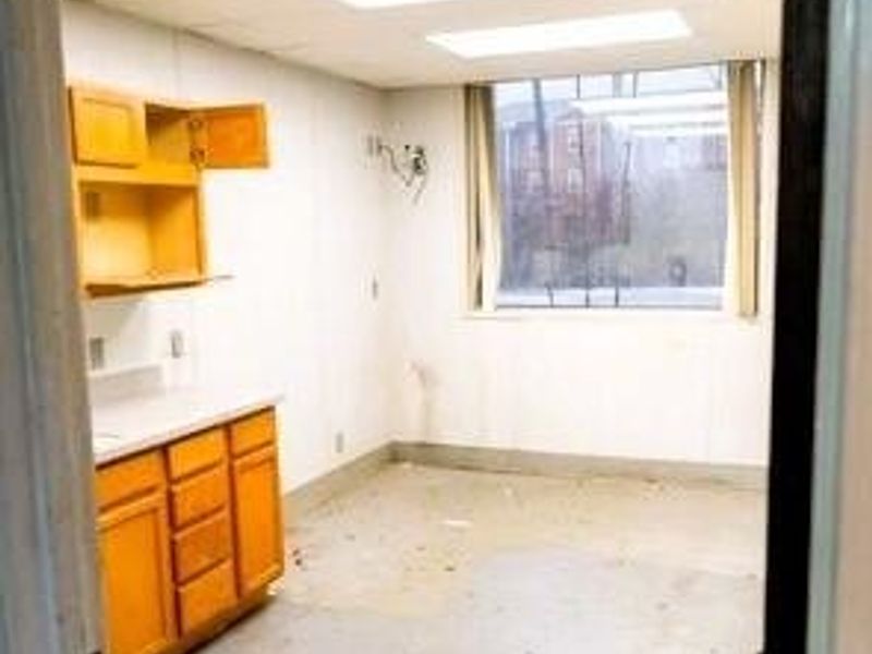 2555 Dorr Street, Toledo, OH 43606 Photo 24