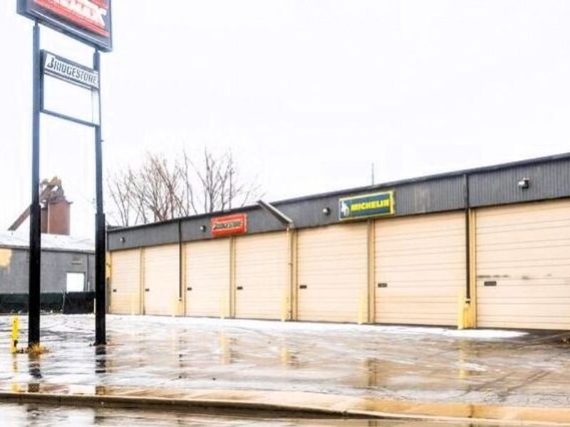 2555 Dorr Street, Toledo, OH 43606 Photo 6