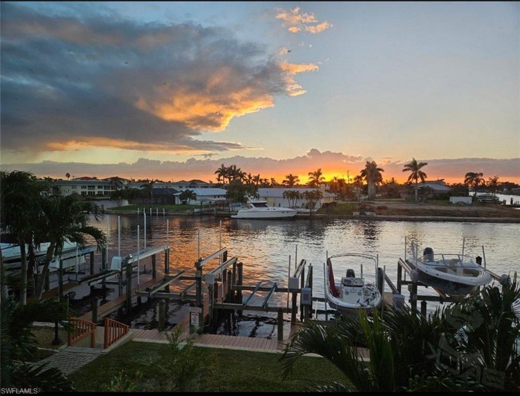 1903 SE 40th Ter, Unit 104, Cape Coral, FL 33904 Photo