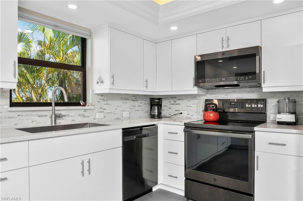 1903 SE 40th Ter, Unit 104, Cape Coral, FL 33904 Photo