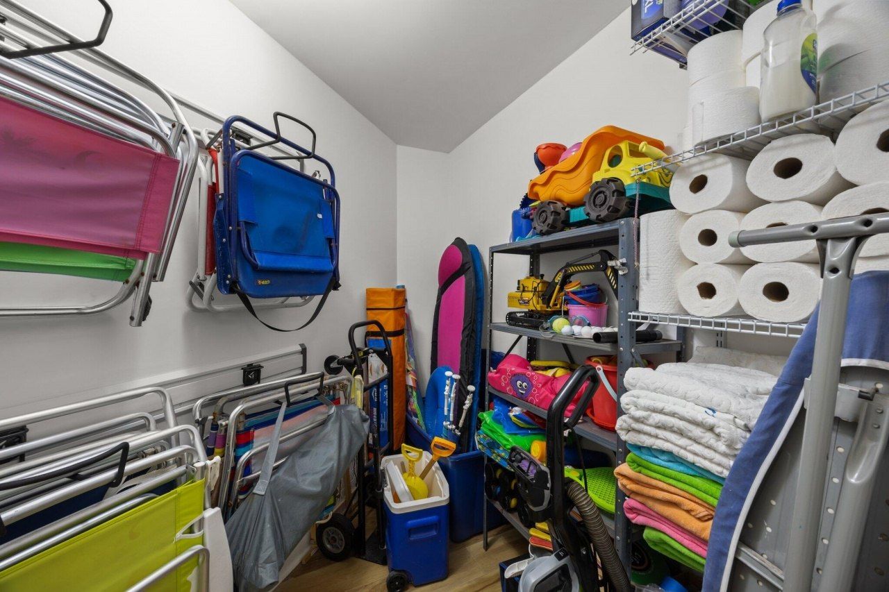 514 Seascape 1/13 Share Photo 26