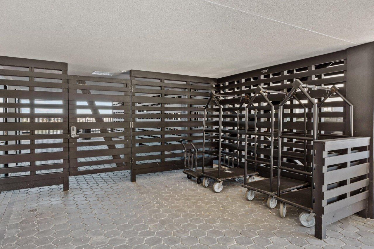 514 Seascape 1/13 Share Photo 29