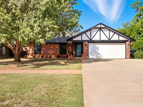 109 N Randlett, Hobart, OK 73651