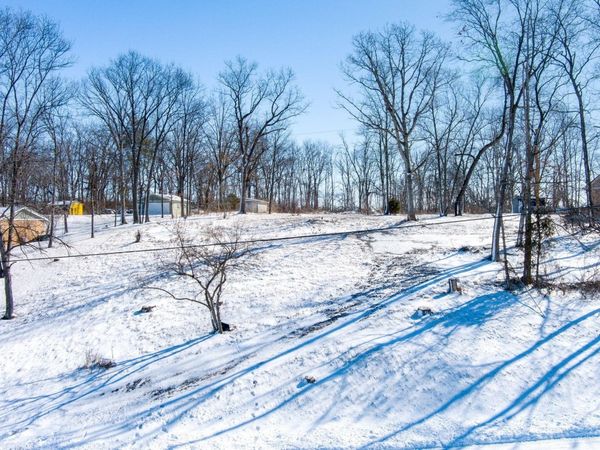 2164 Ridge Road, Springfield, OH 45502