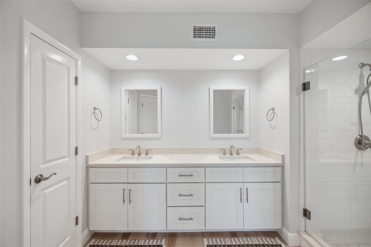 960 Starkey Road, Unit 10301, Largo, FL 33771 Photo