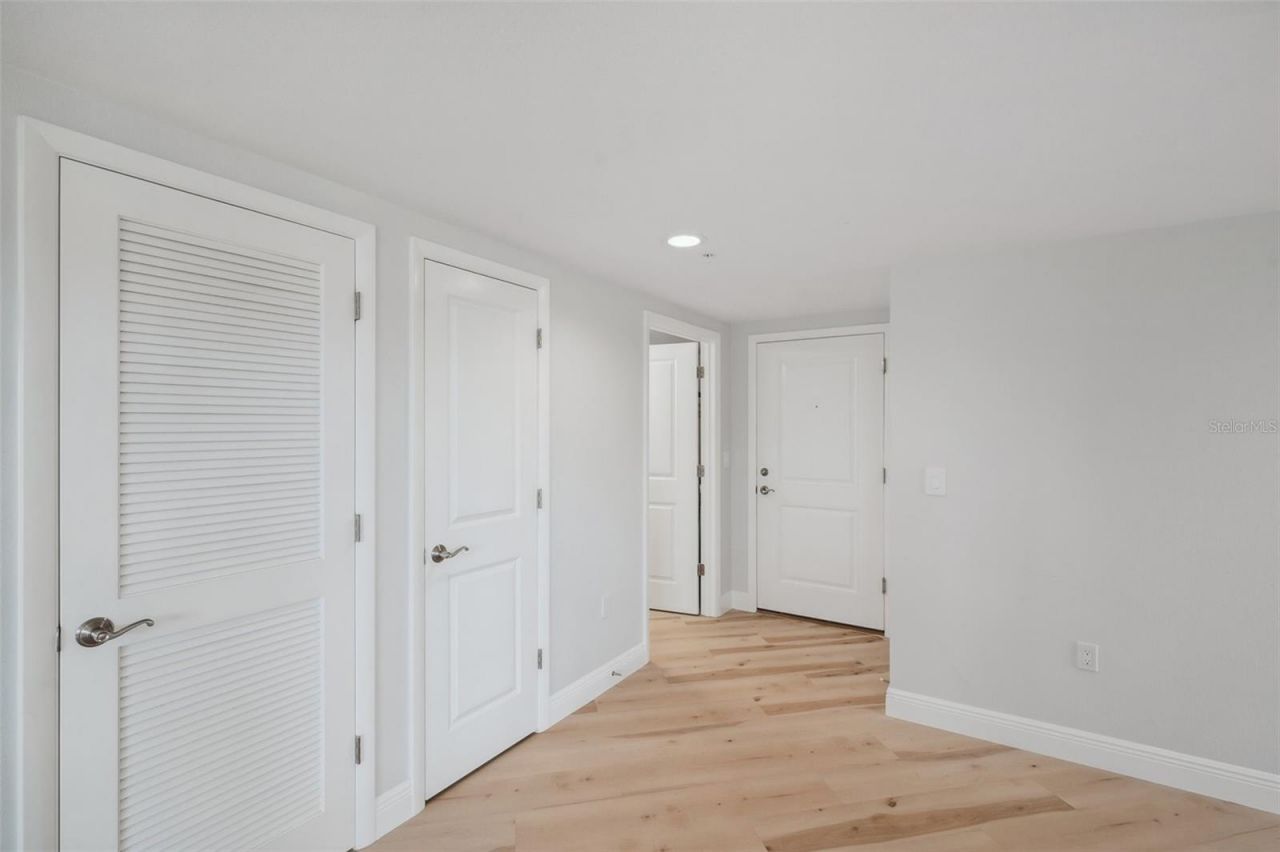 960 Starkey Road, Unit 10301, Largo, FL 33771 Photo