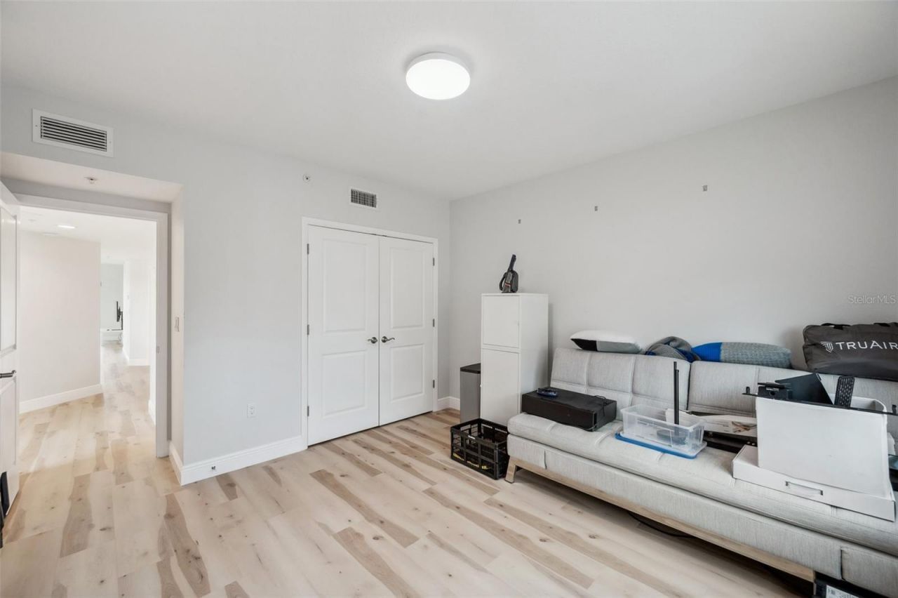 960 Starkey Road, Unit 10301, Largo, FL 33771 Photo