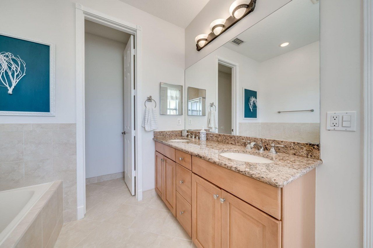 8335 NW 7th Terrace, Boca Raton, FL 33487 Photo