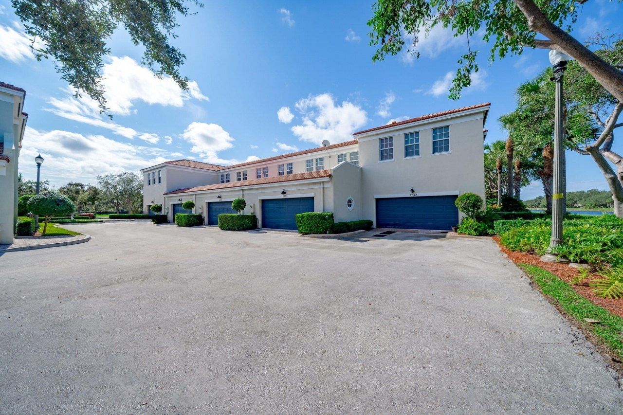 8335 NW 7th Terrace, Boca Raton, FL 33487 Photo