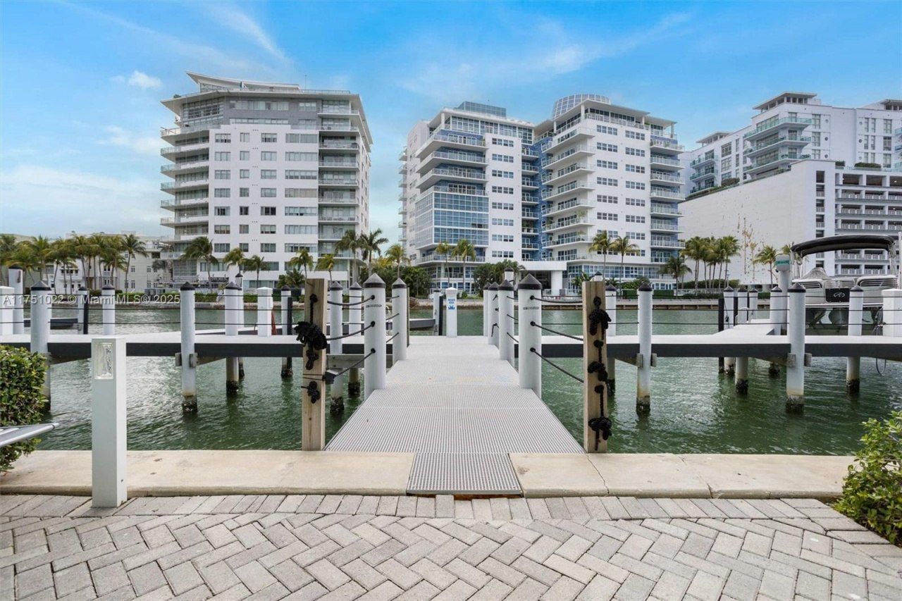 6000 Indian Creek Dr, Unit 11B, Miami Beach, FL 33140 Photo