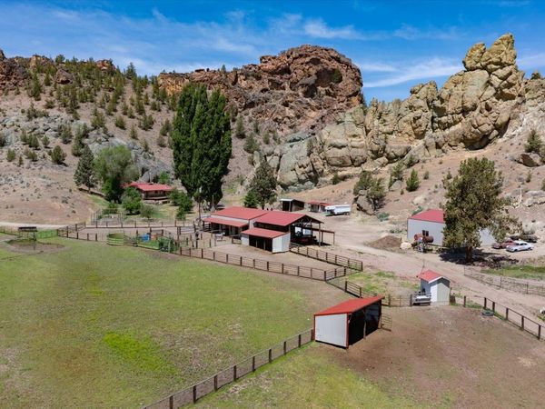 12750 SE Carey Lane, Prineville, OR 97754