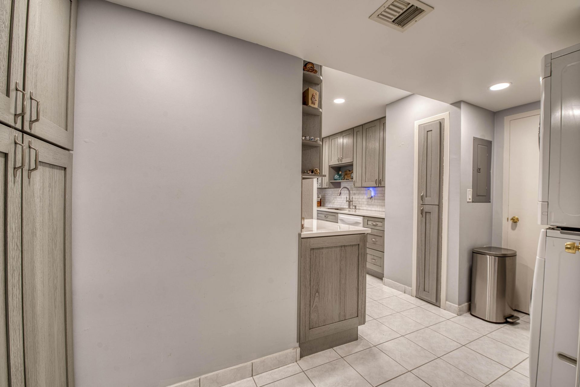 3475 S Ocean Boulevard, Unit 210, Palm Beach, FL 33480 Photo