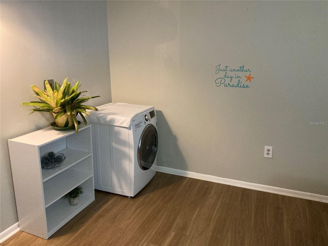 6032 Arlene Way, Bradenton, FL 34207 Photo