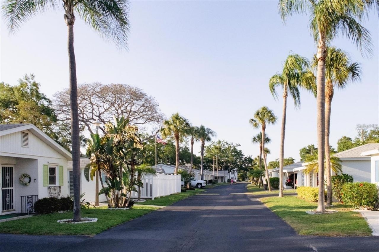 6032 Arlene Way, Bradenton, FL 34207 Photo