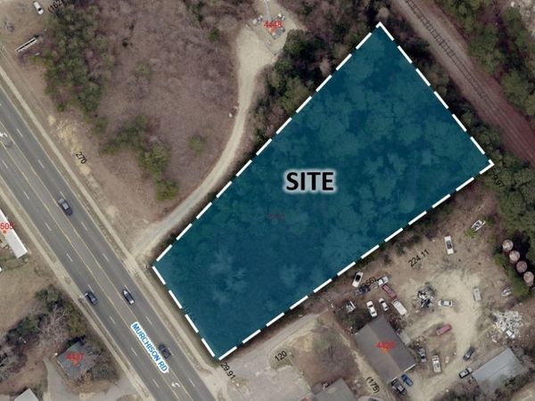 4438 Murchison Road, Fayetteville, NC 28301