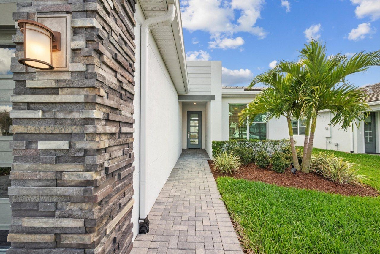 10282 SW Corvus Lane, Port Saint Lucie, FL 34987 Photo