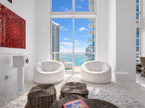 300 S Biscayne Blvd, Unit L-1012, Miami, FL 33131