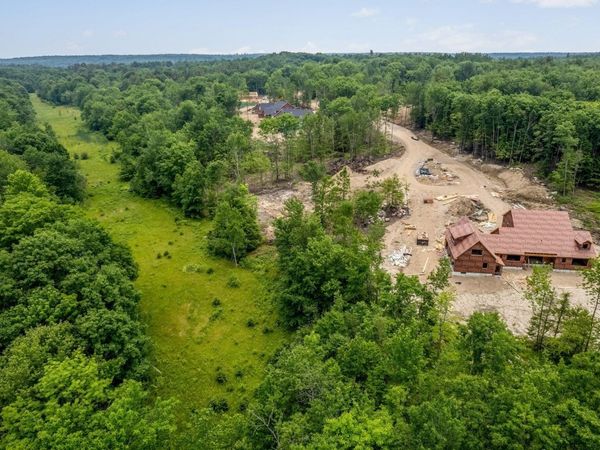 60 County Crossing, Brunswick, ME 04011