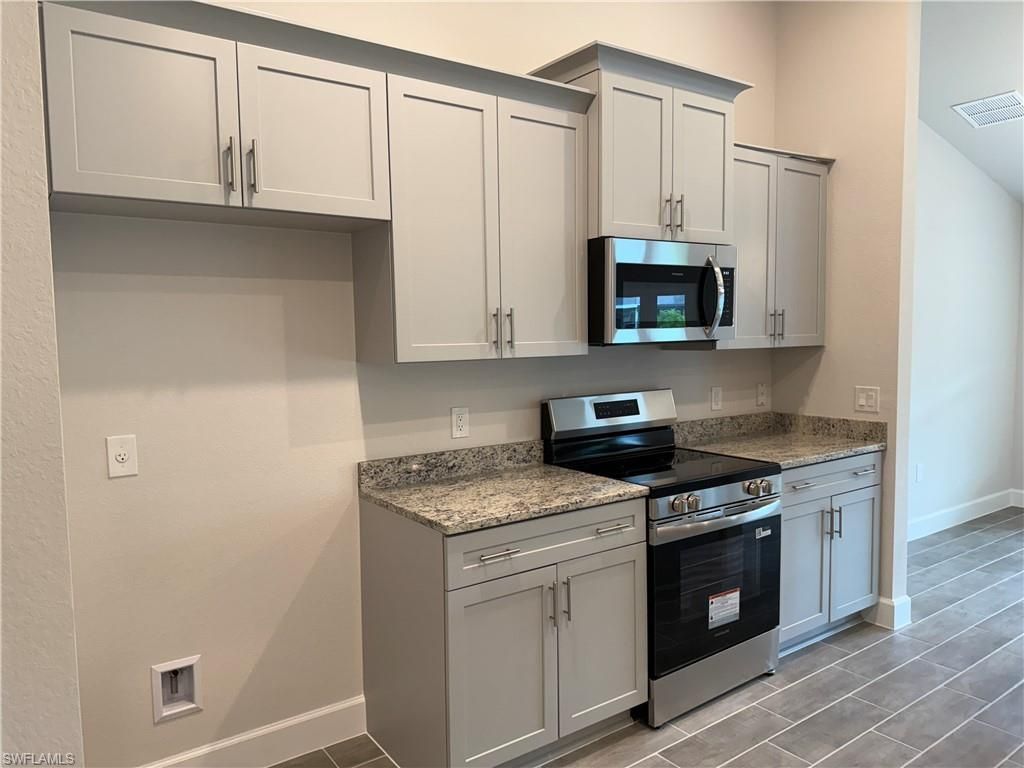 475 Westdale Ave, Lehigh Acres, FL 33972 Photo