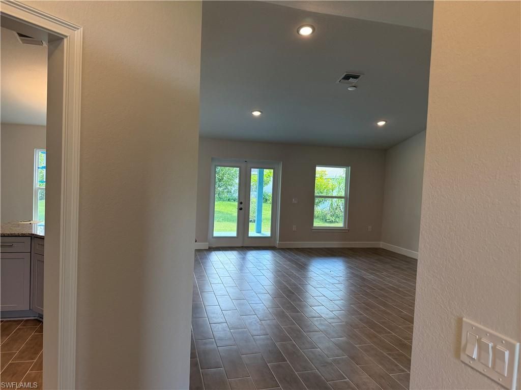 475 Westdale Ave, Lehigh Acres, FL 33972 Photo