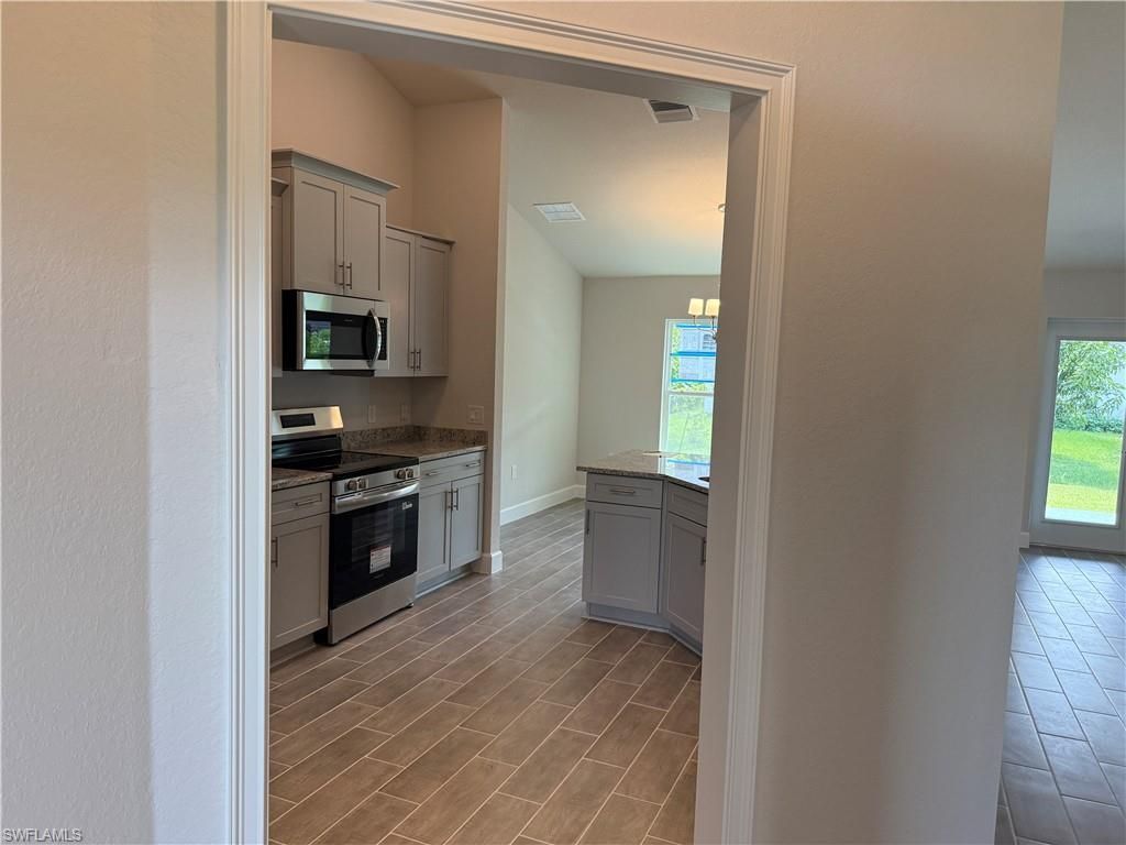 475 Westdale Ave, Lehigh Acres, FL 33972 Photo