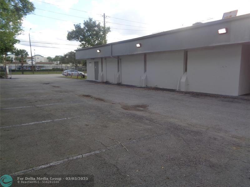 2323 NW 19th Street, Fort Lauderdale, FL 33311 Photo
