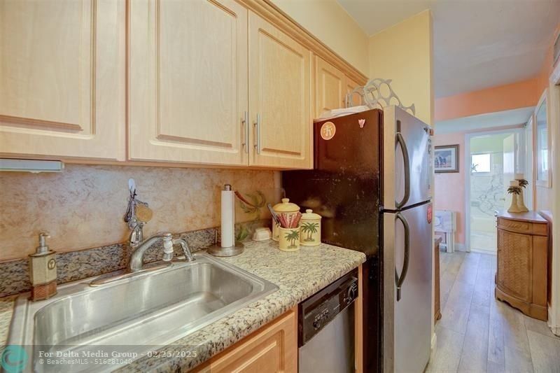 1815 N Surf Road, Unit 403, Hollywood, FL 33019 Photo