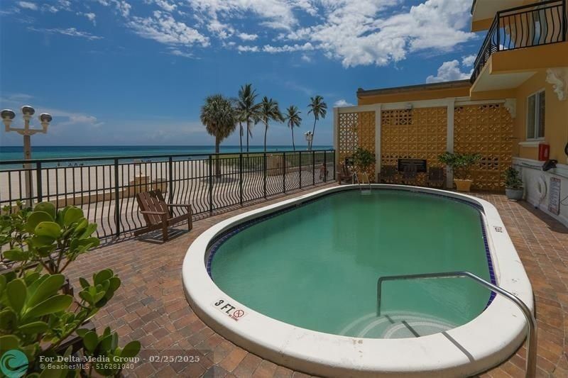 1815 N Surf Road, Unit 403, Hollywood, FL 33019 Photo