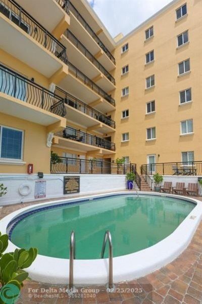 1815 N Surf Road, Unit 403, Hollywood, FL 33019 Photo