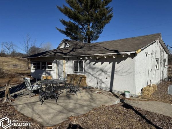 611 Blyth Street, Mystic, IA 52574