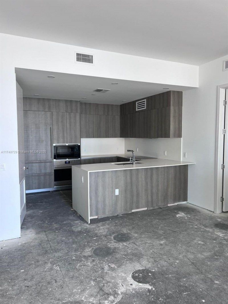 17550 Collins Ave, Unit 1004, Sunny Isles Beach, FL 33160 Photo