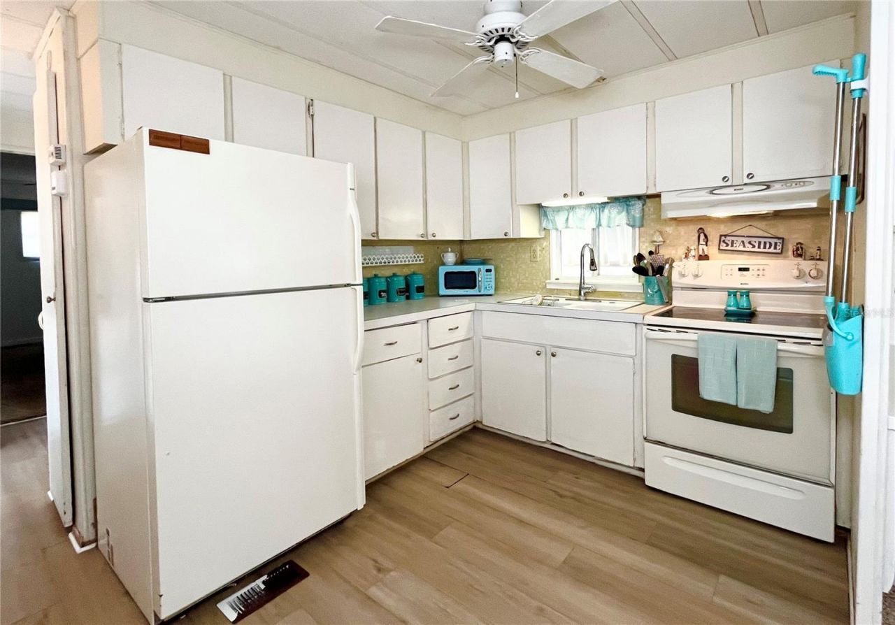 3335 Spanish Oak Terrace, Sarasota, FL 34237 Photo