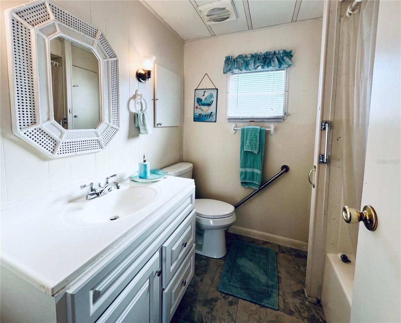 3335 Spanish Oak Terrace, Sarasota, FL 34237 Photo