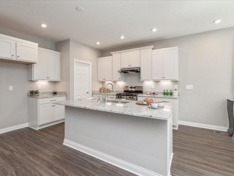 6003 Windcliff Drive E, Grove City, OH 43123 Photo 5