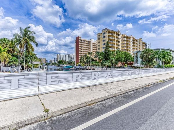 3261 Oleander Way, Lauderdale By The Sea, FL 33062