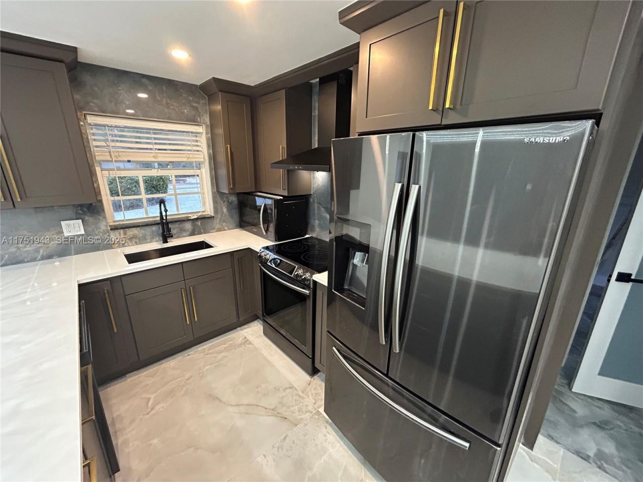 3261 Oleander Way, Lauderdale by the Sea, FL 33062 Photo