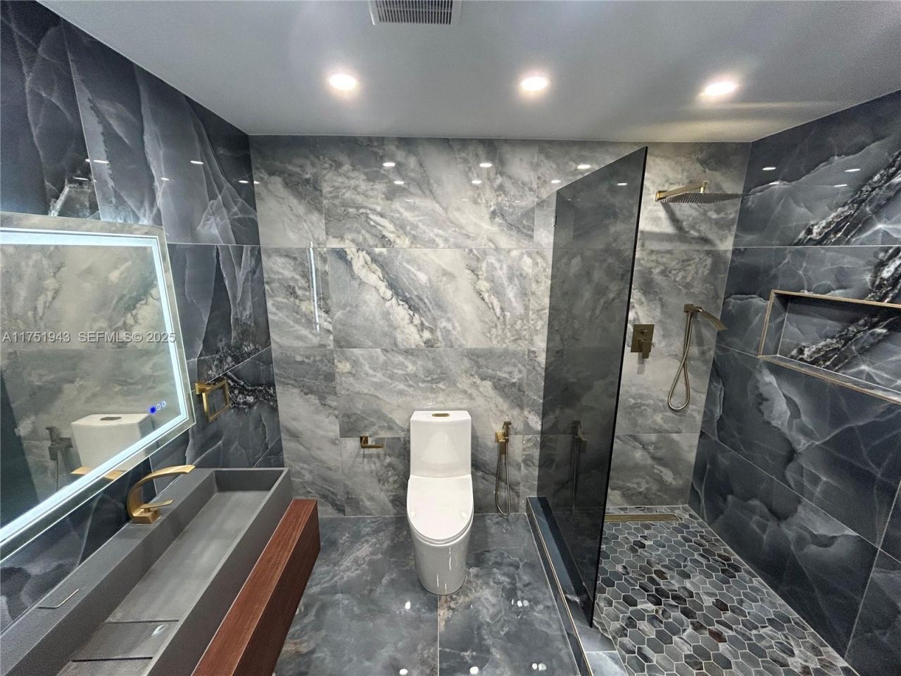 3261 Oleander Way, Lauderdale by the Sea, FL 33062 Photo