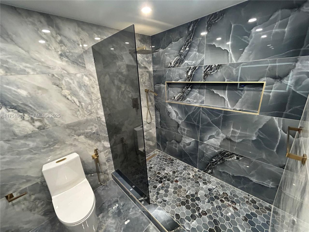 3261 Oleander Way, Lauderdale by the Sea, FL 33062 Photo