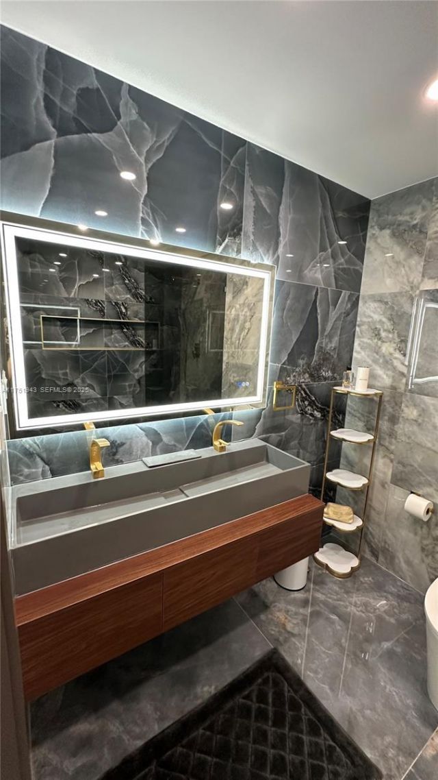 3261 Oleander Way, Lauderdale by the Sea, FL 33062 Photo