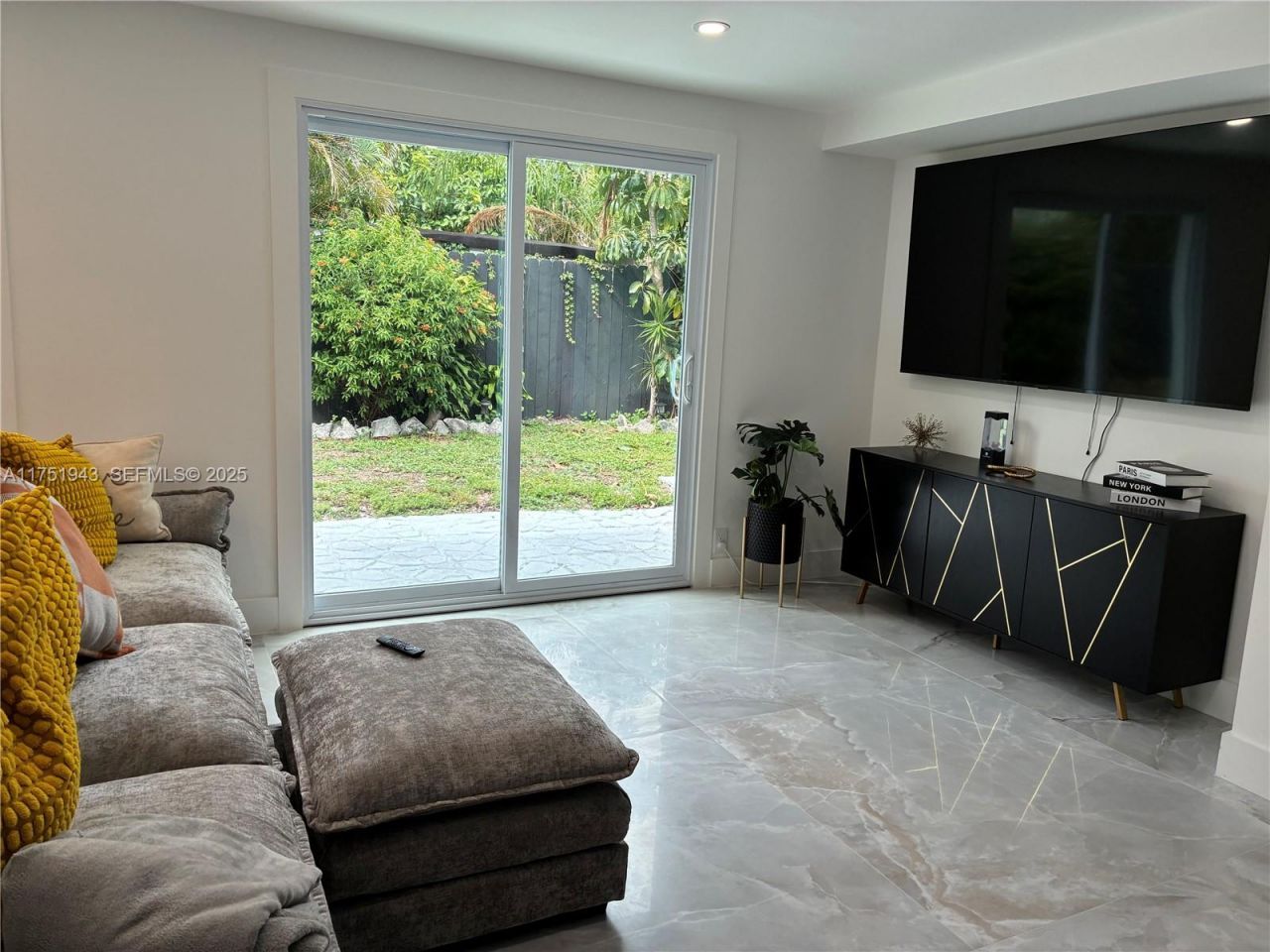 3261 Oleander Way, Lauderdale by the Sea, FL 33062 Photo